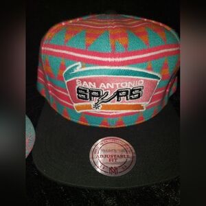 NWT Mitchell & Ness NBA San Antonio Spurs Hardwood Classics Adjustable Snapback